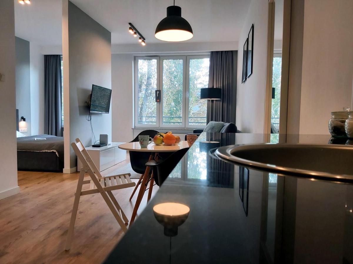 Chill Apartments Expo Slawinska Варшава Екстериор снимка